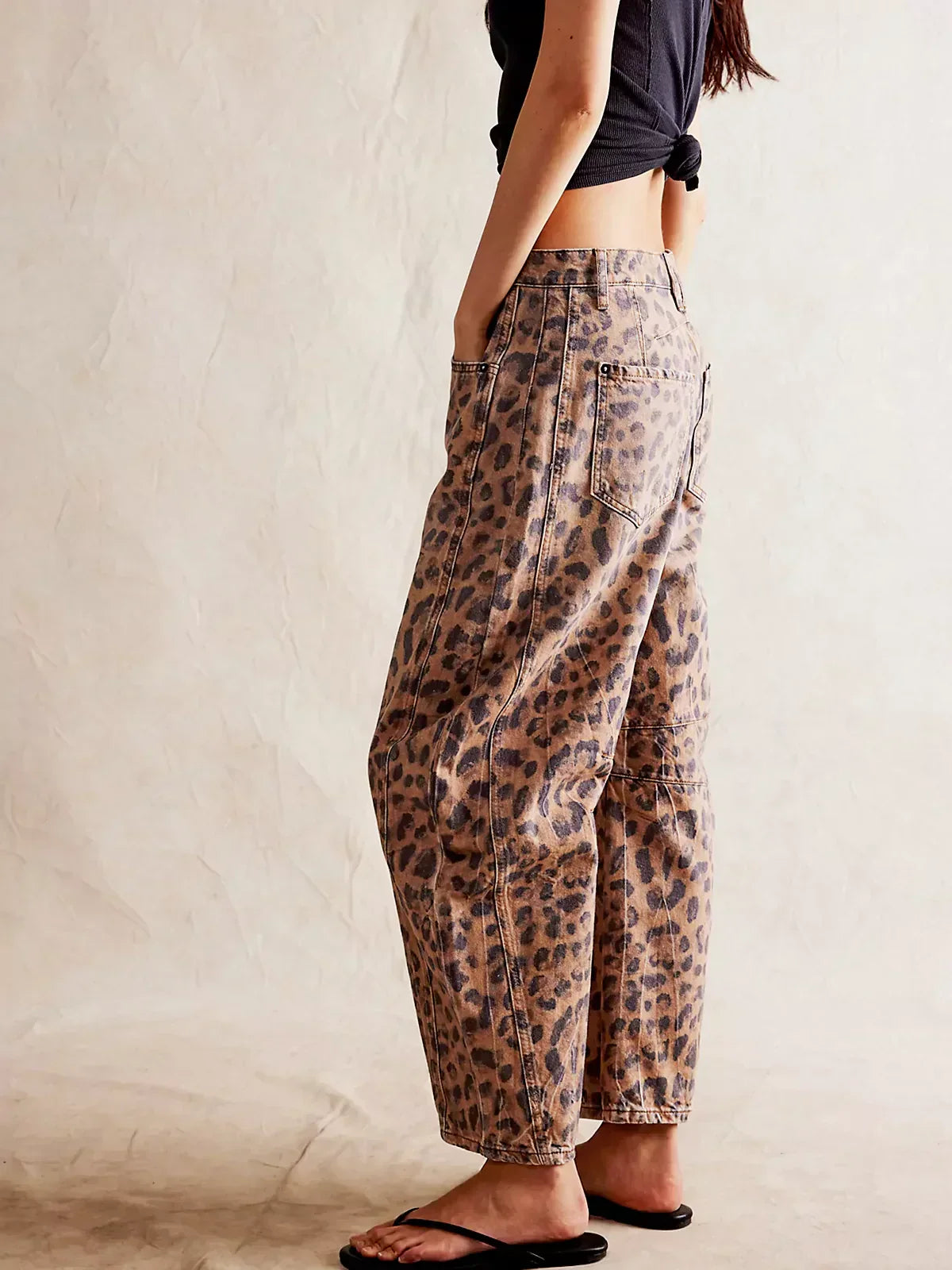 Angelina - Leopard Print Barrel Jeans