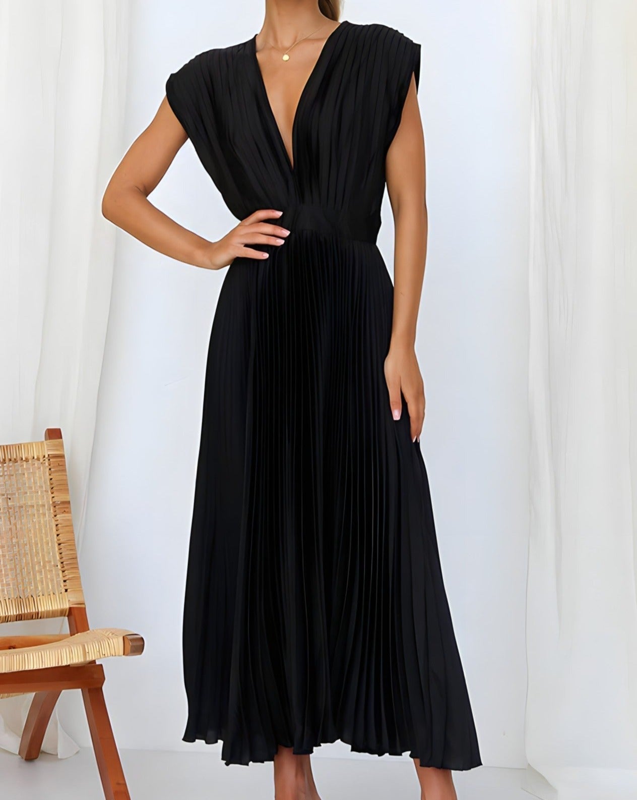 Sabrina - Sleeveless Pleated Midi Dress
