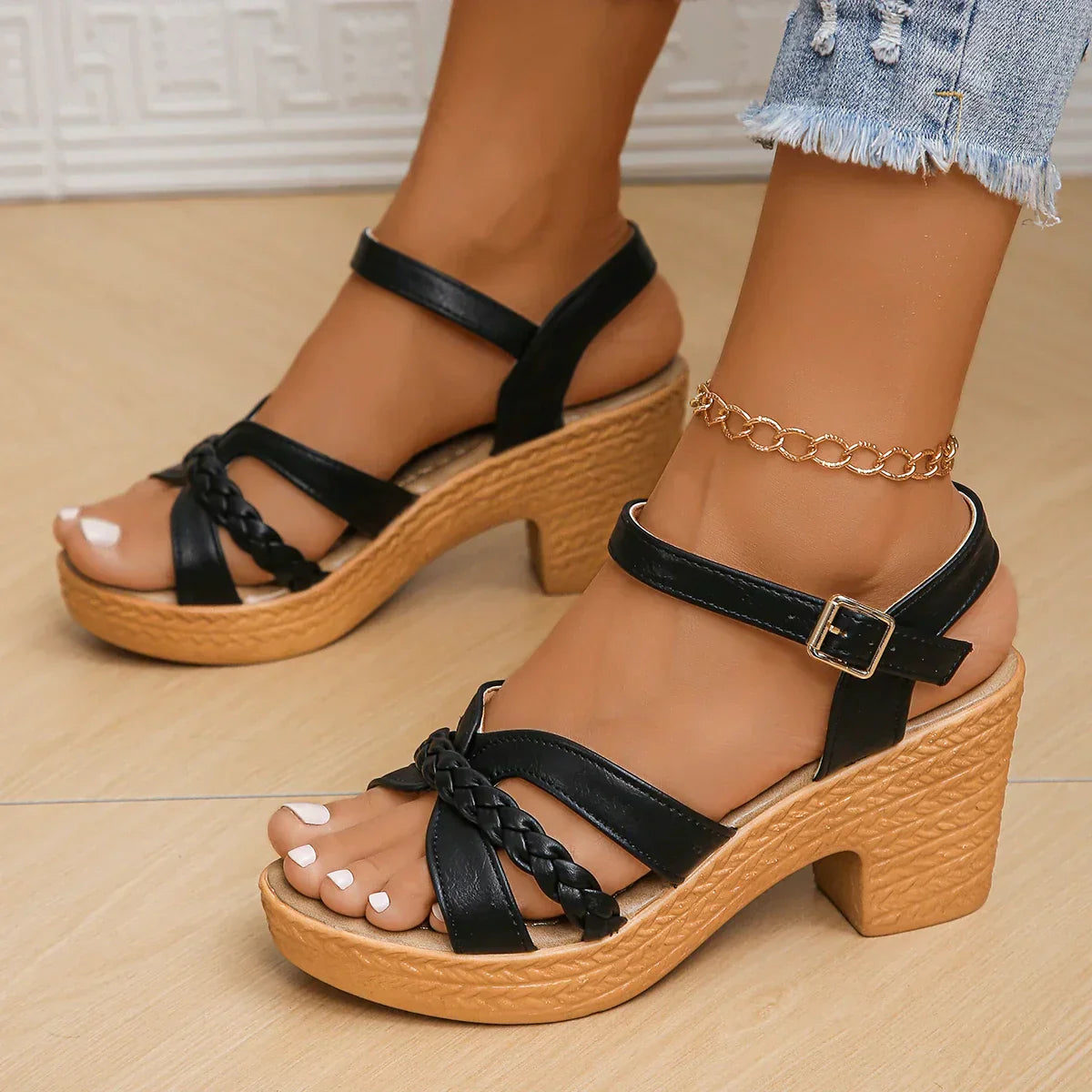 Juliana ™ Classic Mid-Heel Sandals