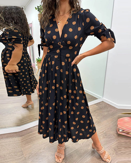 Dianne | Dress with V-neck and polka dots