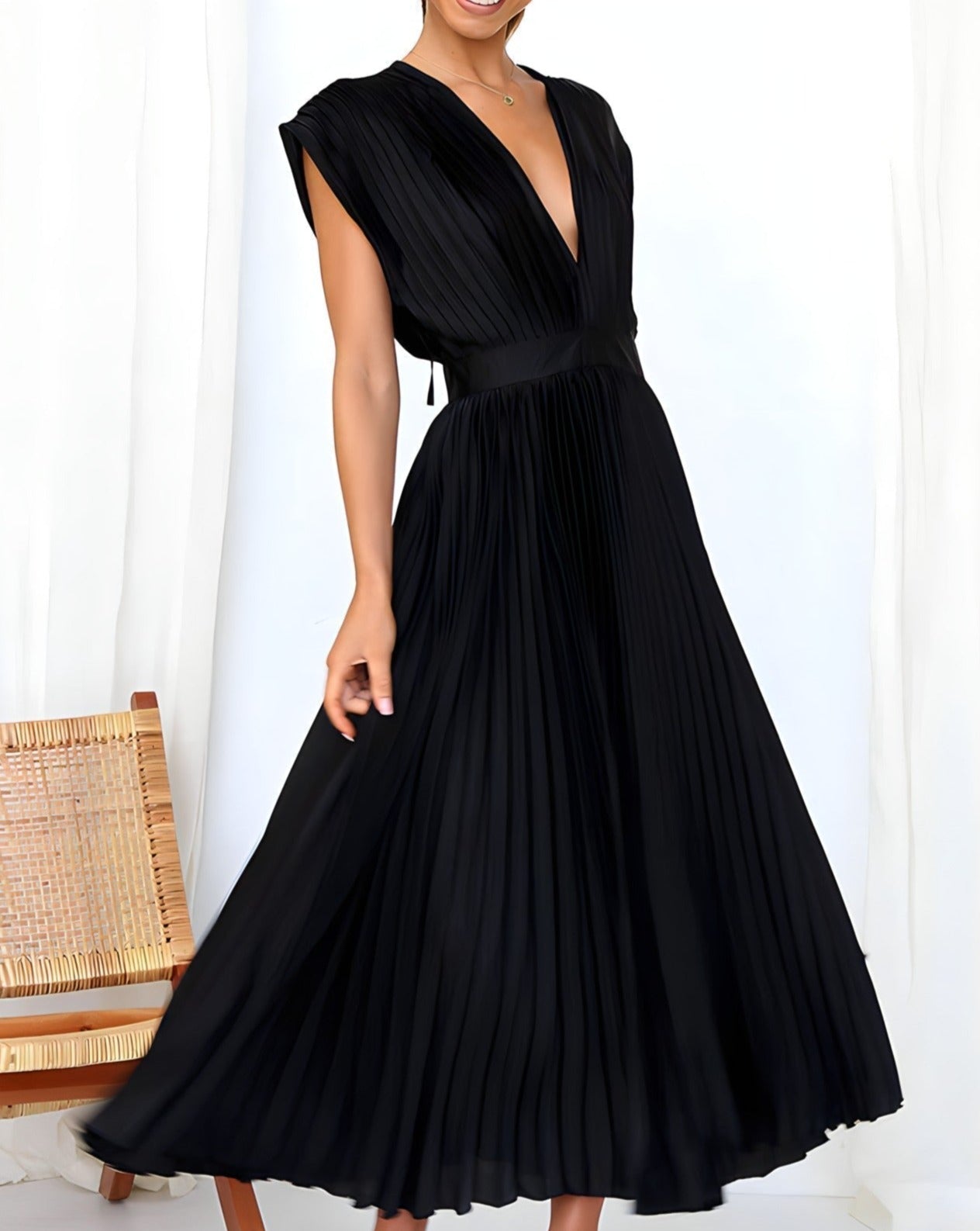 Sabrina - Sleeveless Pleated Midi Dress